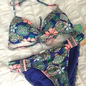 Hobie twist front push up patterned bikini